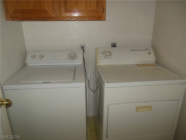 8056 Bonaventure Drive, Las Vegas, NV 89147