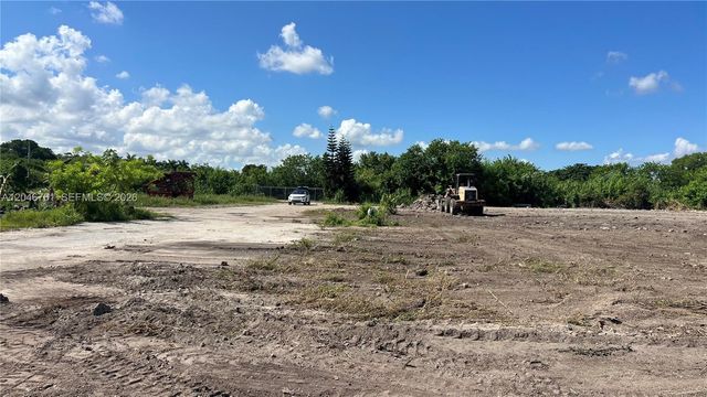 15820 SW 209th Ave, Miami, FL 33187