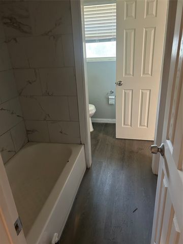 5009 Sabelle Lane, Haltom City, TX 76117