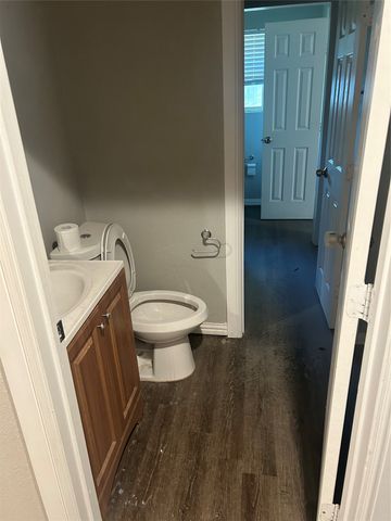 5009 Sabelle Lane, Haltom City, TX 76117