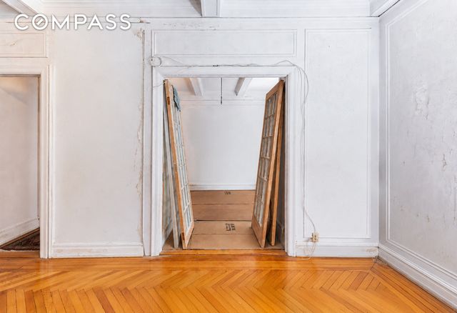 302 W 86th St Apt 1C, New York City, NY 10024