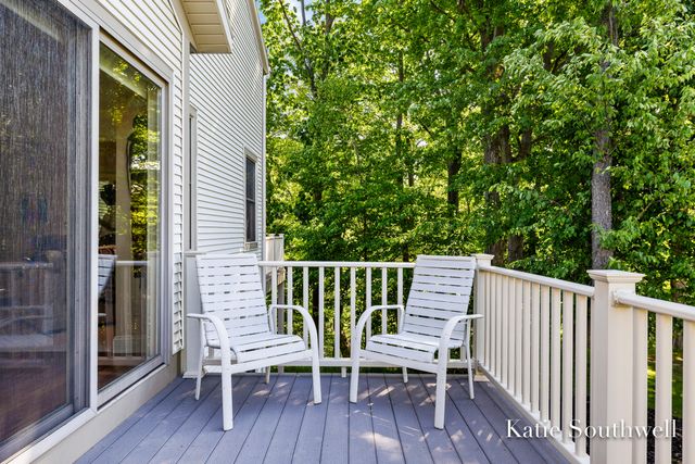 588 Enclave Court Se 20, Grand Rapids Twp, MI 49546