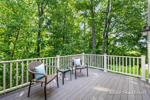 588 Enclave Court Se 20, Grand Rapids Twp, MI 49546