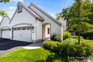 588 Enclave Court Se 20, Grand Rapids Twp, MI 49546