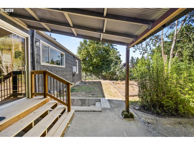 9556 N TIOGA Ave, Portland, OR 97203