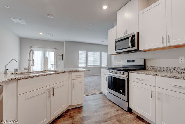 4735 Ridgeley Avenue 101, North Las Vegas, NV 89084