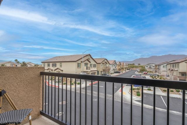 4735 Ridgeley Avenue 101, North Las Vegas, NV 89084