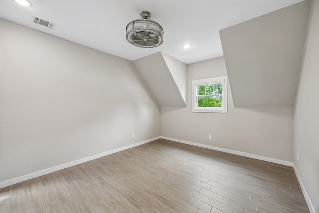 801 W Morphy Street, Fort Worth, TX 76104