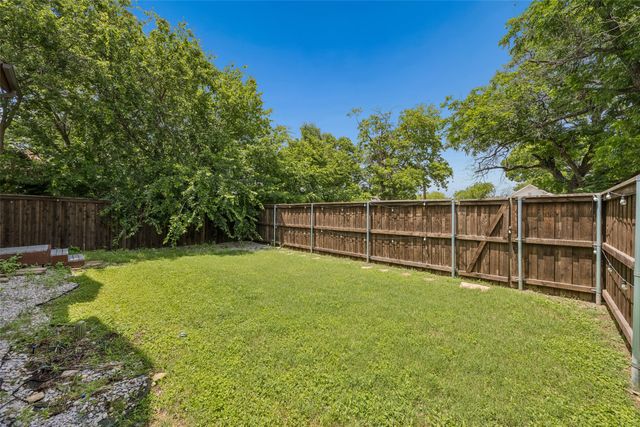 801 W Morphy Street, Fort Worth, TX 76104