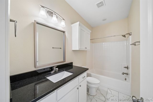 1211 E Perkins Avenue, Sapulpa, OK 74066