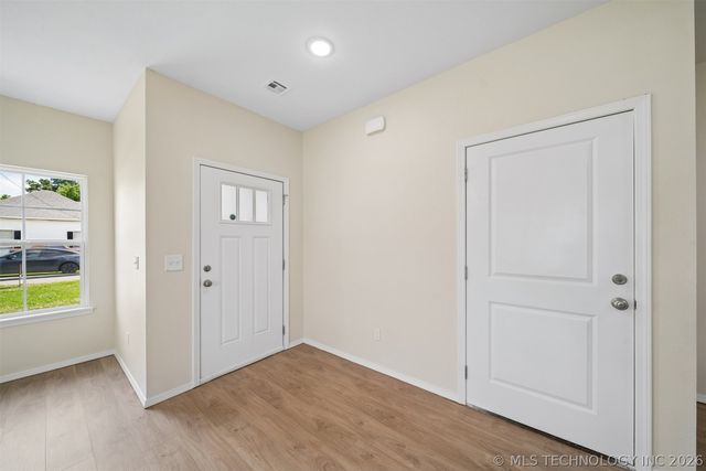 1211 E Perkins Avenue, Sapulpa, OK 74066