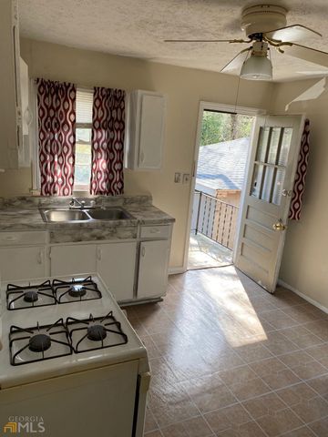 1052 SW Birch Street, Atlanta, GA 30310