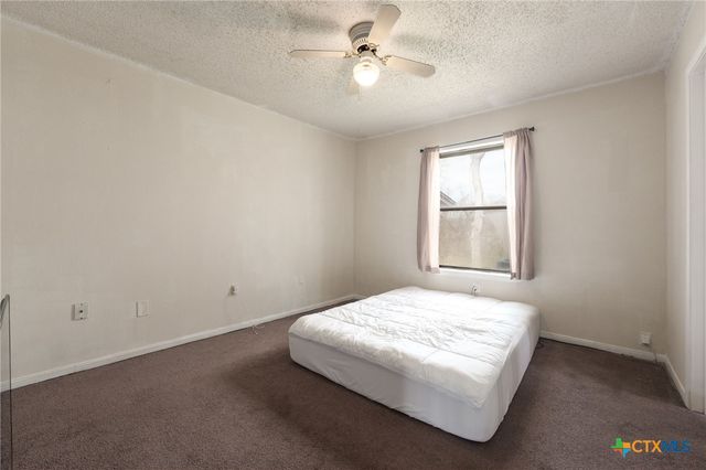 930 Dryden Avenue, Copperas Cove, TX 76522