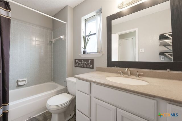 930 Dryden Avenue, Copperas Cove, TX 76522