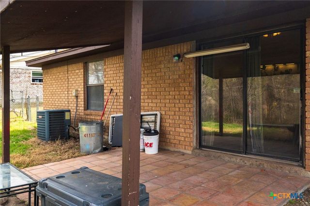 930 Dryden Avenue, Copperas Cove, TX 76522