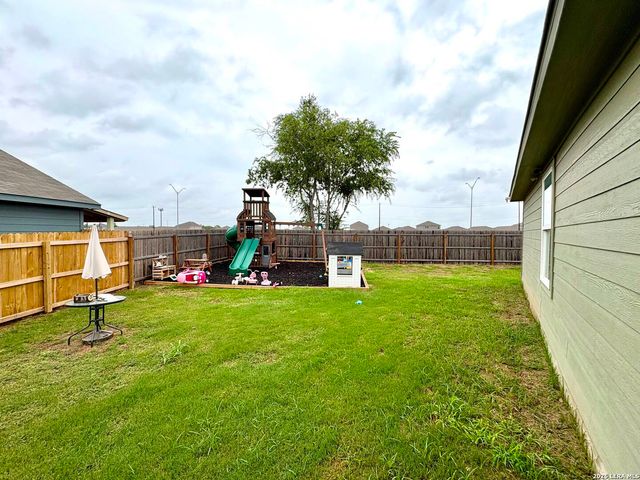 4011 Imogene Ivy, San Antonio, TX 78211