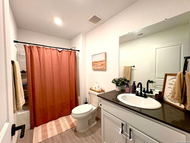 4011 Imogene Ivy, San Antonio, TX 78211
