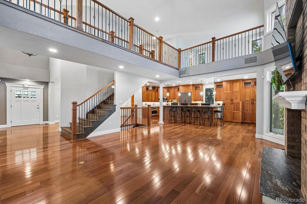 Image 12 of property listing at 8725 Tall Grass Place, Lone Tree, CO 80124
