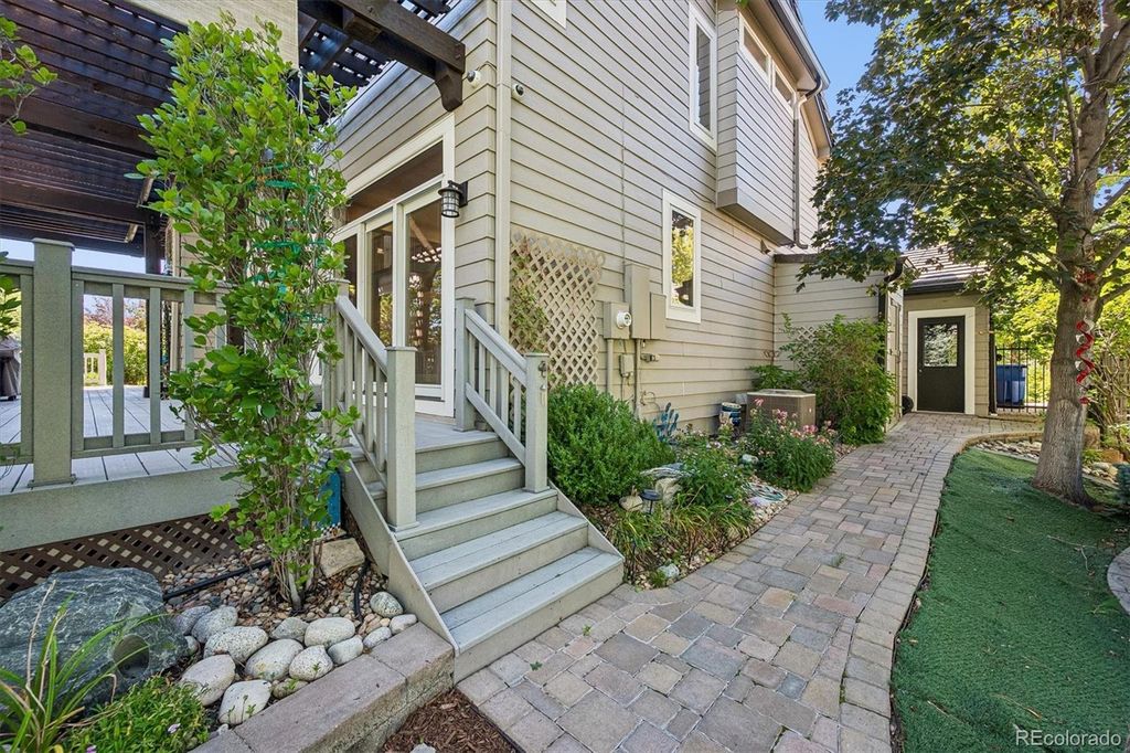 Image 29 of property listing at 8725 Tall Grass Place, Lone Tree, CO 80124