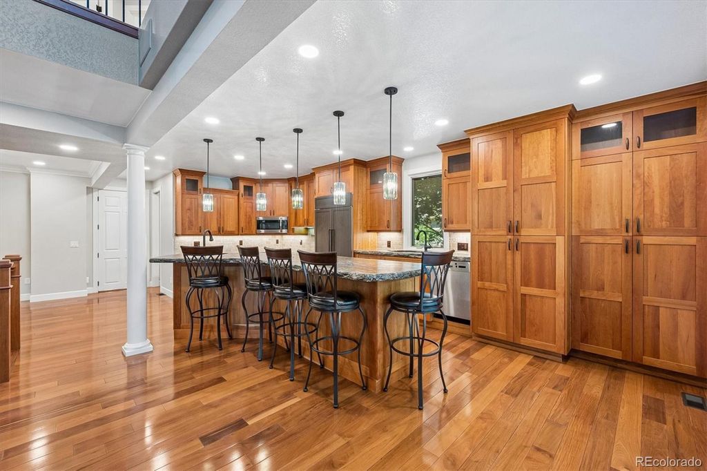 Image 9 of property listing at 8725 Tall Grass Place, Lone Tree, CO 80124