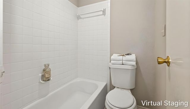 9022 Wilcrest Drive 9022, Houston, TX 77099