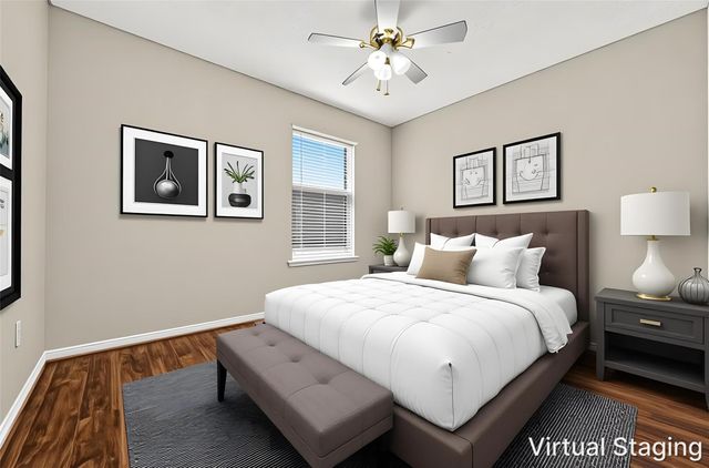 9022 Wilcrest Drive 9022, Houston, TX 77099