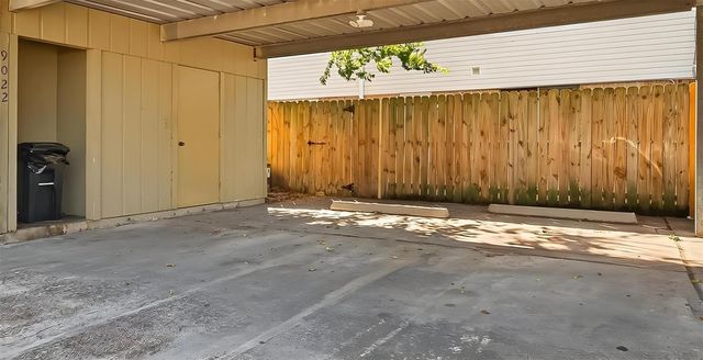 9022 Wilcrest Drive 9022, Houston, TX 77099