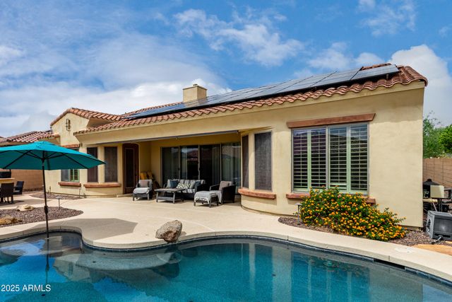 18135 W WILLOW Drive W, Goodyear, AZ 85338