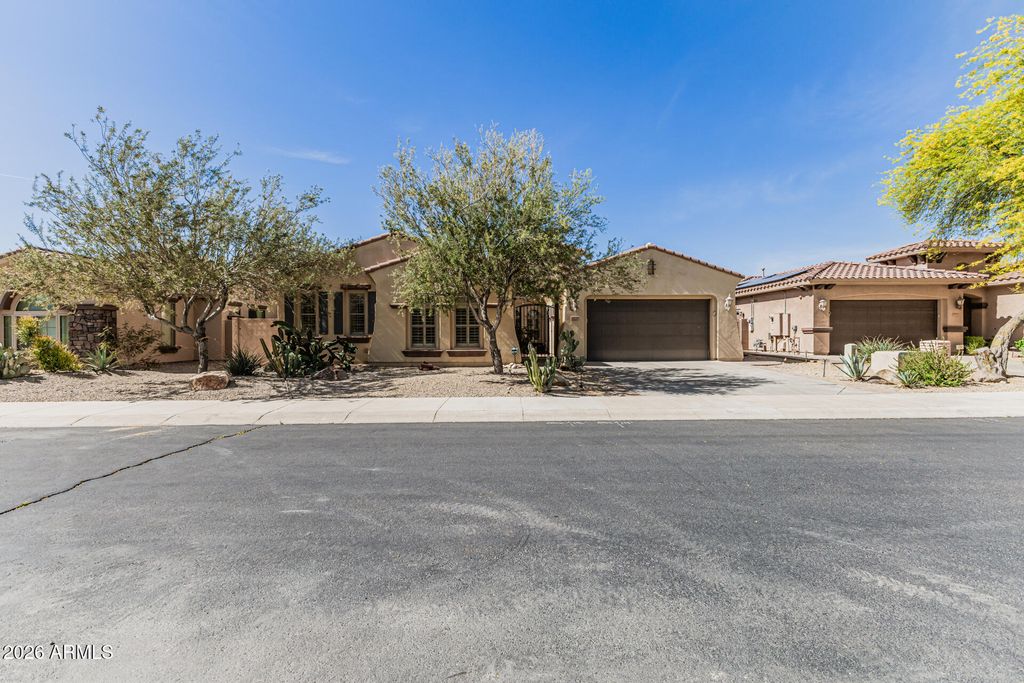18135 W WILLOW Drive W, Goodyear, AZ 85338 — photo 2