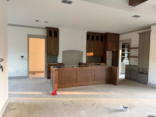 14009 Hidden Brook Ln, Flint, TX 75762