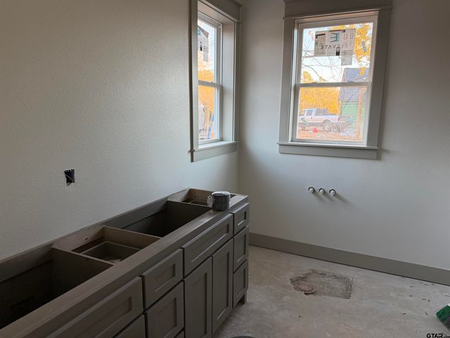 14009 Hidden Brook Ln, Flint, TX 75762