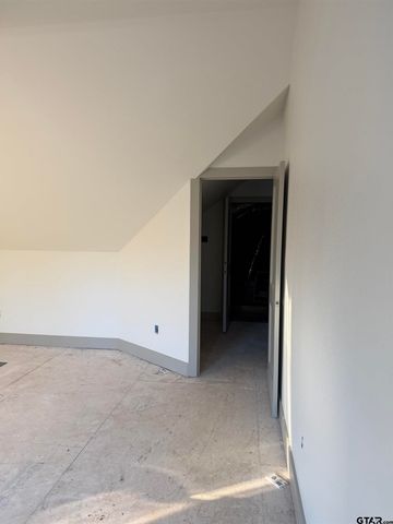 14009 Hidden Brook Ln, Flint, TX 75762