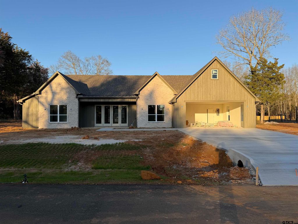 14009 Hidden Brook Ln, Flint, TX 75762