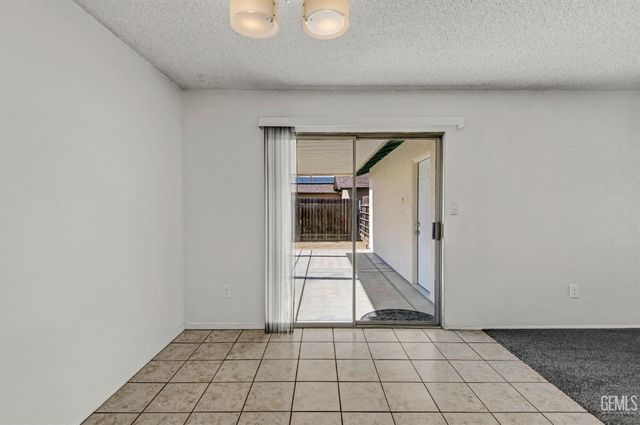 10505 Michele Avenue, Bakersfield, CA 93312