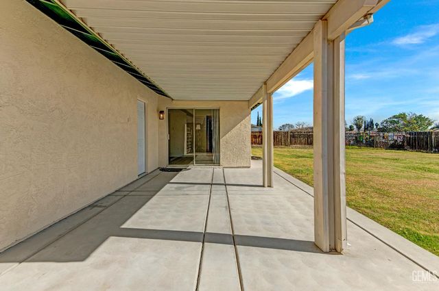 10505 Michele Avenue, Bakersfield, CA 93312