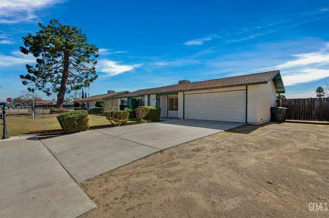 10505 Michele Avenue, Bakersfield, CA 93312