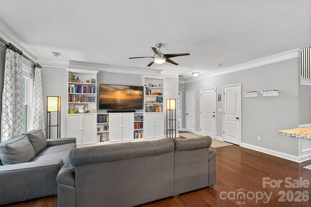 6109 Trailwater Road, Charlotte, NC 28278