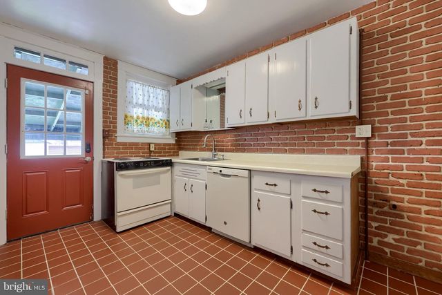 416 NEW HOLLAND AVE, Lancaster, PA 17602