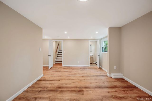1076 Northgate Court, Uniondale, NY 11553