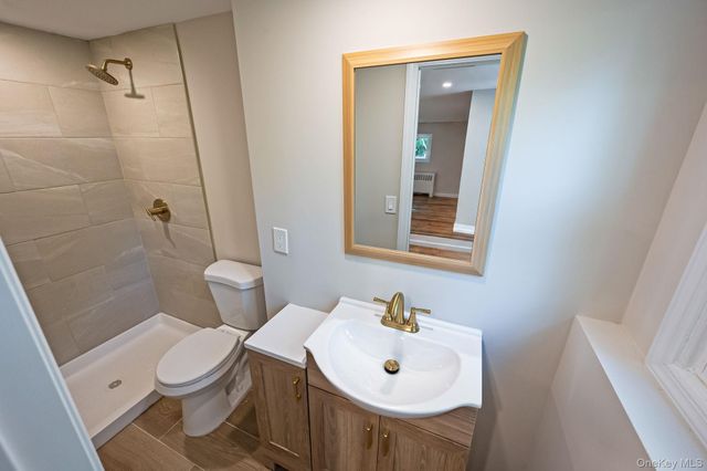 1076 Northgate Court, Uniondale, NY 11553