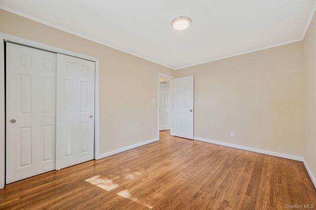 1076 Northgate Court, Uniondale, NY 11553