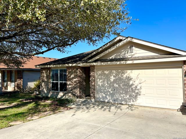 3331 Falcon, New Braunfels, TX 78130