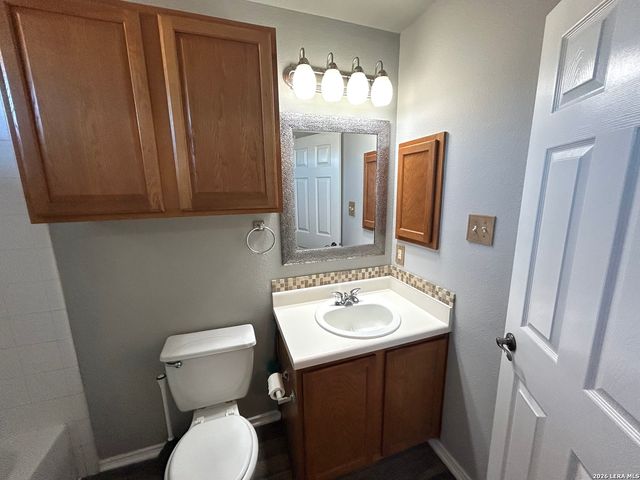 3331 Falcon, New Braunfels, TX 78130