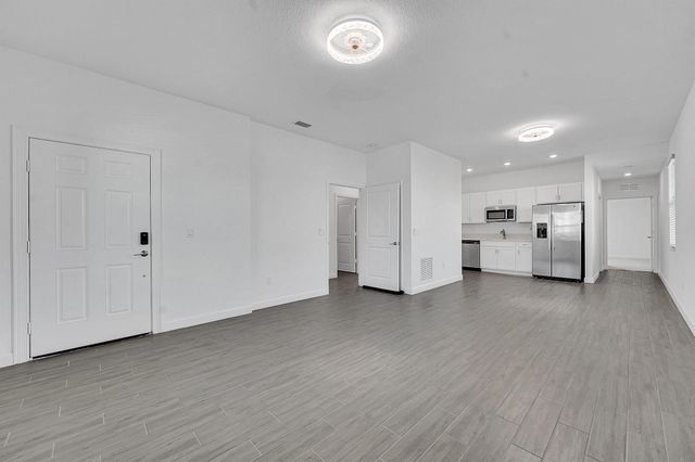 13096 NW Copper Creek Drive, Port St Lucie, FL 34987