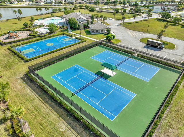 13096 NW Copper Creek Drive, Port St Lucie, FL 34987