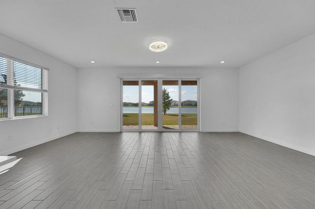 13096 NW Copper Creek Drive, Port St Lucie, FL 34987