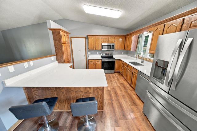 5520 23rd Avenue NW, Rochester, MN 55901