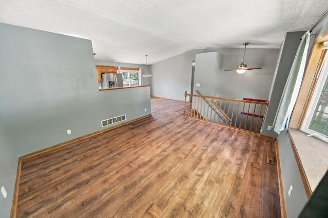 5520 23rd Avenue NW, Rochester, MN 55901