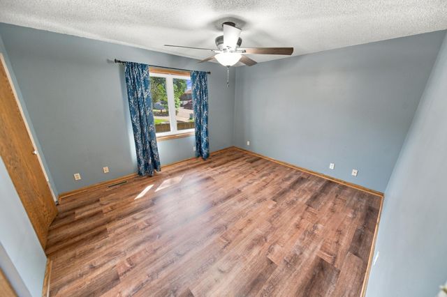 5520 23rd Avenue NW, Rochester, MN 55901