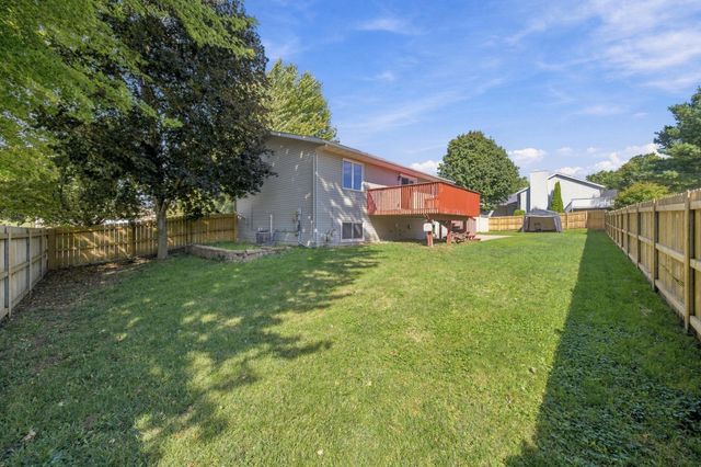 5520 23rd Avenue NW, Rochester, MN 55901